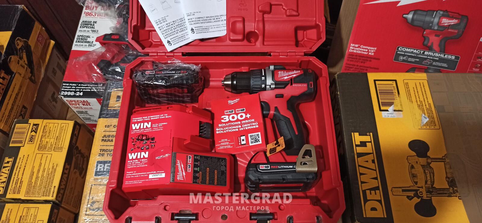 Milwaukee m18 cbldd 202c. Заклепочник Милуоки м18. Плата аккумулятора Милуоки м18. Набор брушлесс аккумуляторный со сменными девайсами. CBLDD-202c в разрезе.