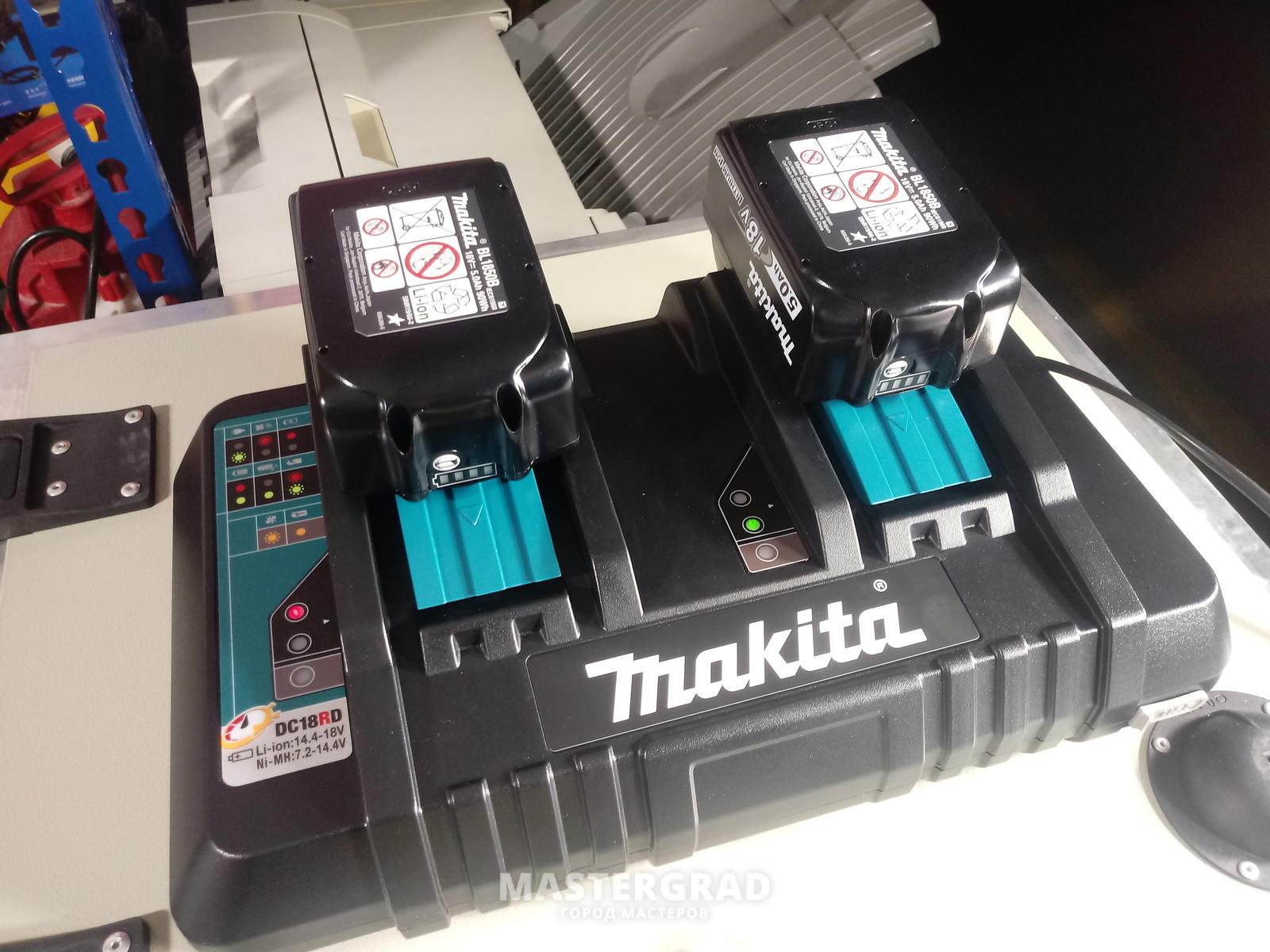 Makita dc18rd bl1850b