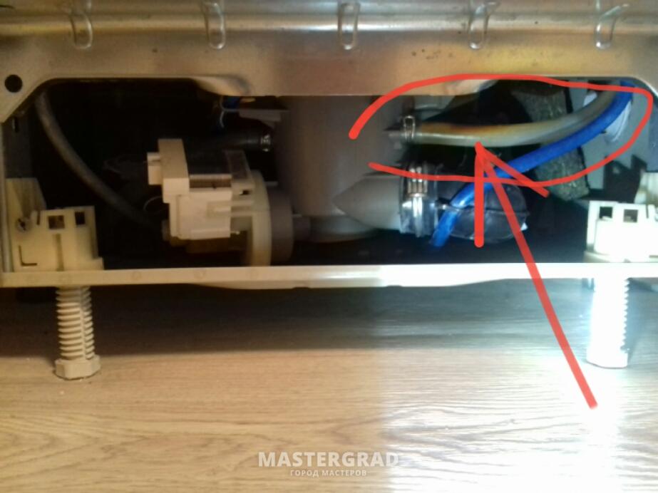 Машина гудит bosch. Посудомойка не отключается. Датчик давления воды Zan посудомоечной машины. Не выключается посудомоечная машина бош. Посудомоечная машина сливает воду и не выключается.