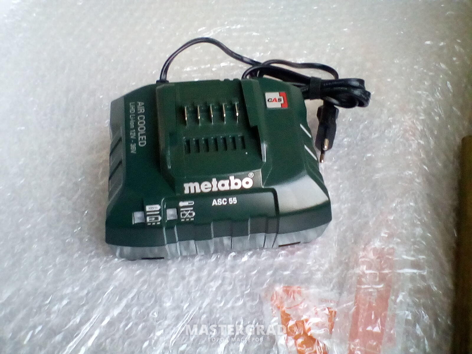 Зарядное устройство метабо. Метабо ASC 55 зарядное. Metabo ASC 30. Зарядка Метабо 12 вольт. Зарядное устройство Метабо 18 вольт.